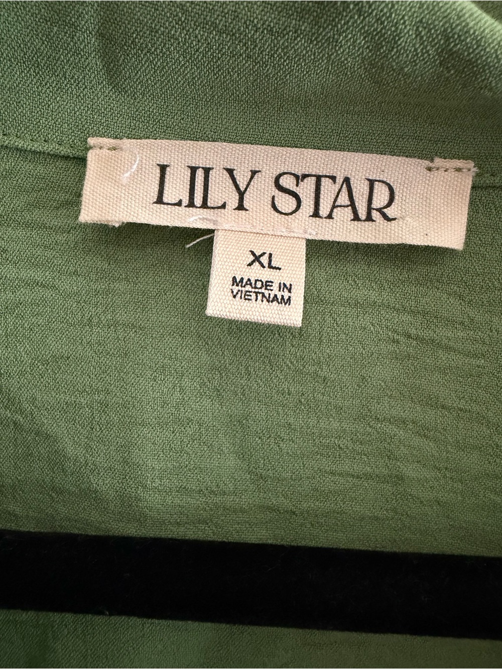 Lily Star Olive Green Button-Front Tie Hem Top - Picture 3 of 4